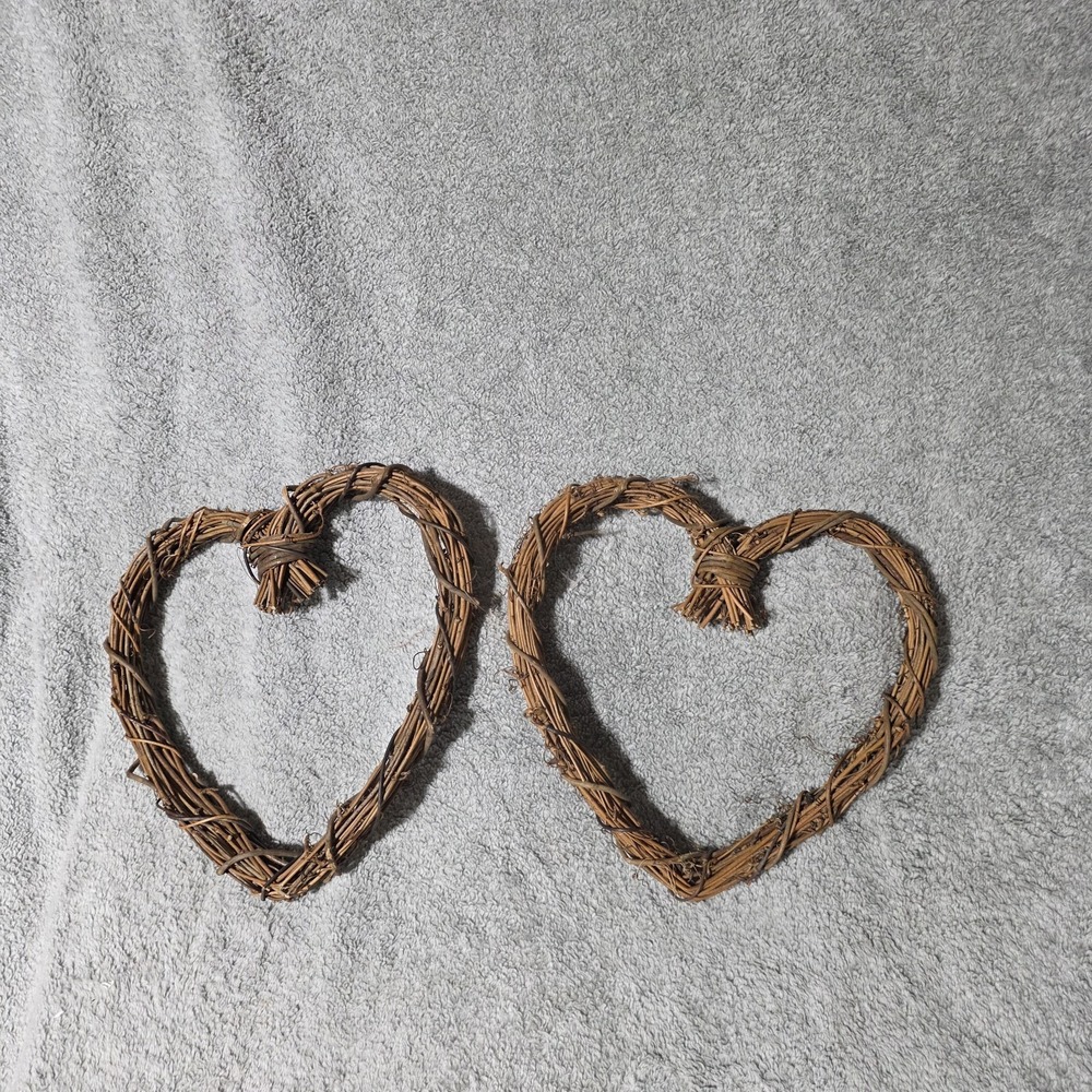 Grapevine Set Of 2 Heart Wreaths Rustic